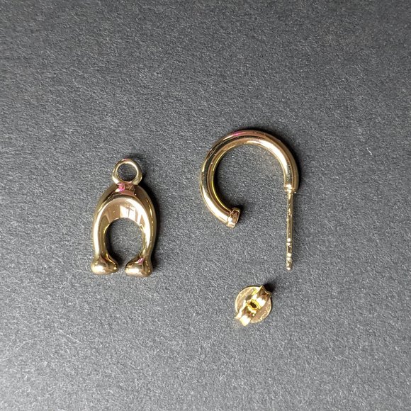 NWT Coach 359753 C Charm Huggie Earrings - Picture 5 of 11